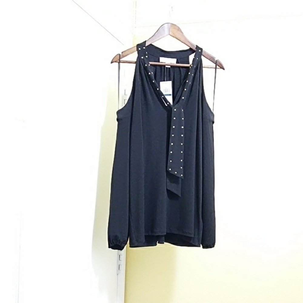 Michael Kors Black Cold Shoulder Blouse - NWT - Size XL‎